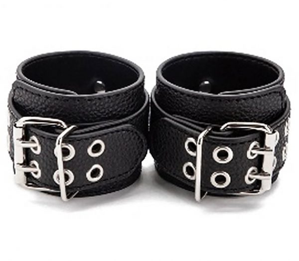 Кожаные наручники для садо-мазо